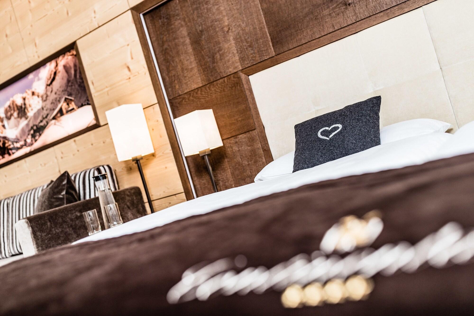 Hotel Continental Dolomites Selva di Val Gardena Ngoại thất bức ảnh