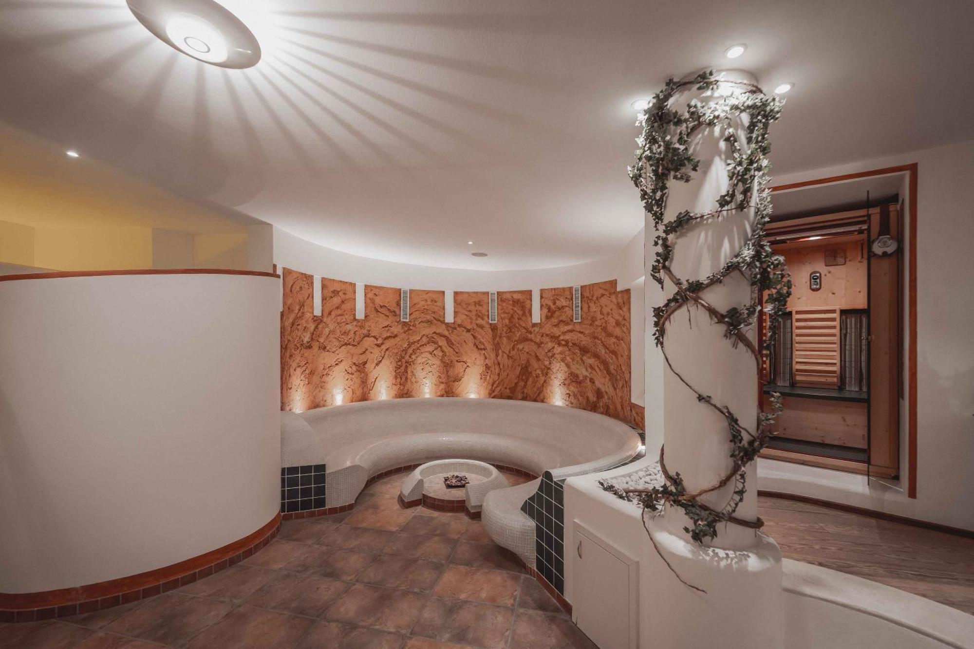 Hotel Continental Dolomites Selva di Val Gardena Ngoại thất bức ảnh