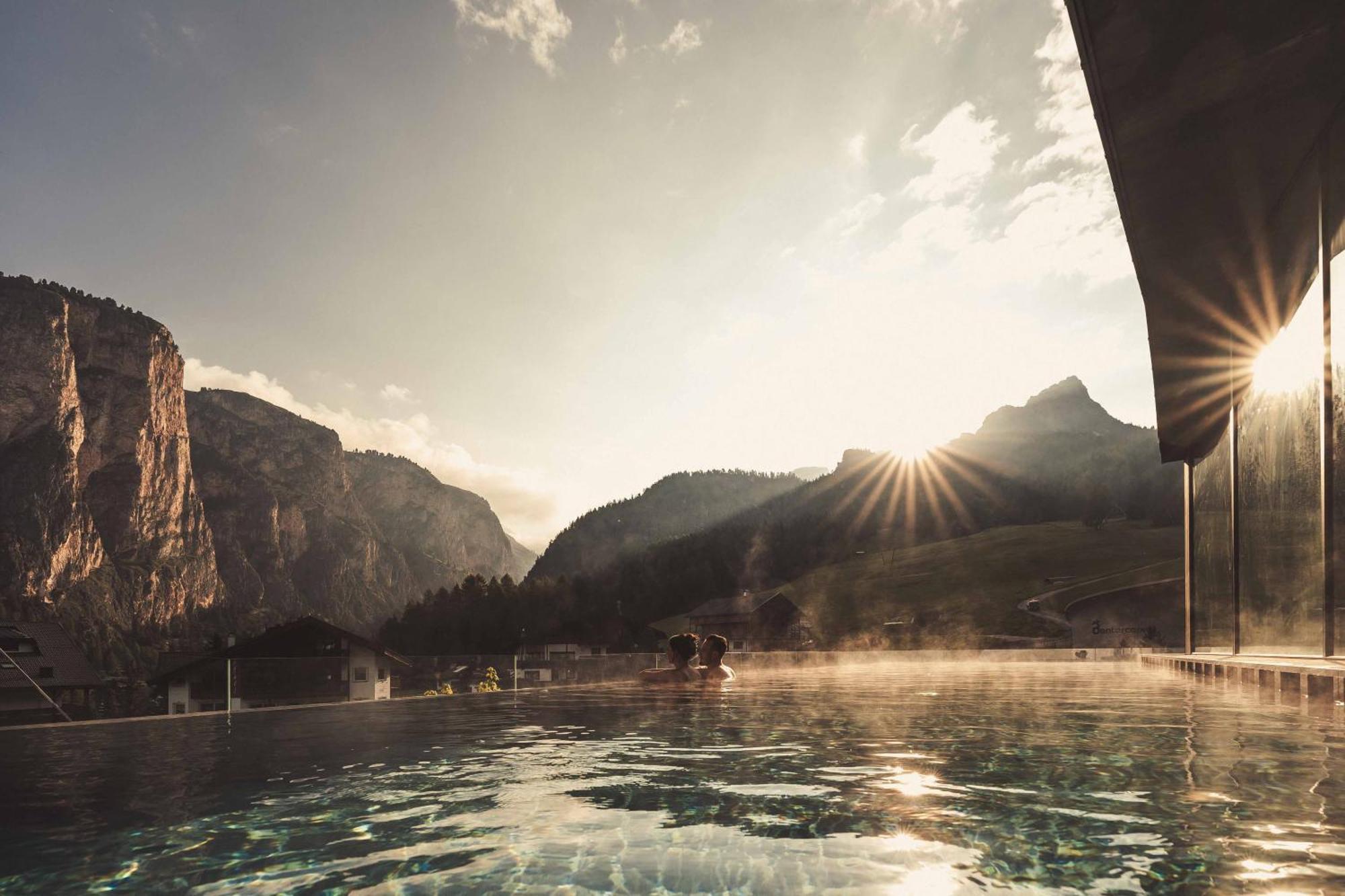 Hotel Continental Dolomites Selva di Val Gardena Ngoại thất bức ảnh
